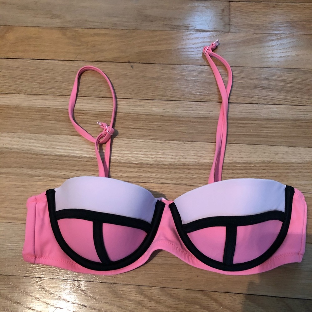 Victoria’s Secret Bathing Suit Top